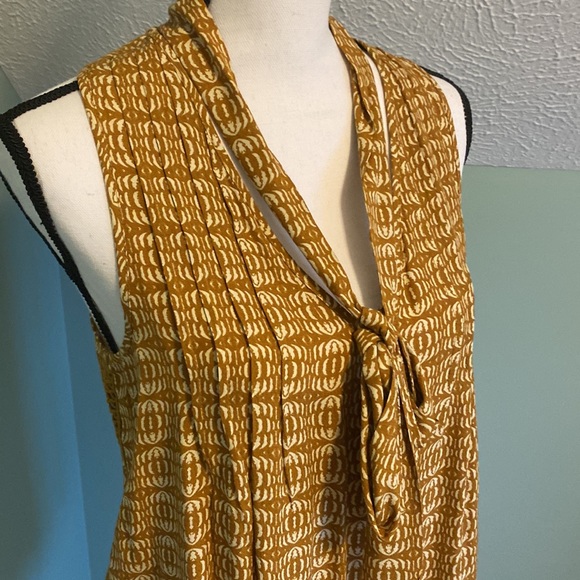 Willow & Clay Lattice Tie Neck Sleeveless Top - Picture 5 of 9